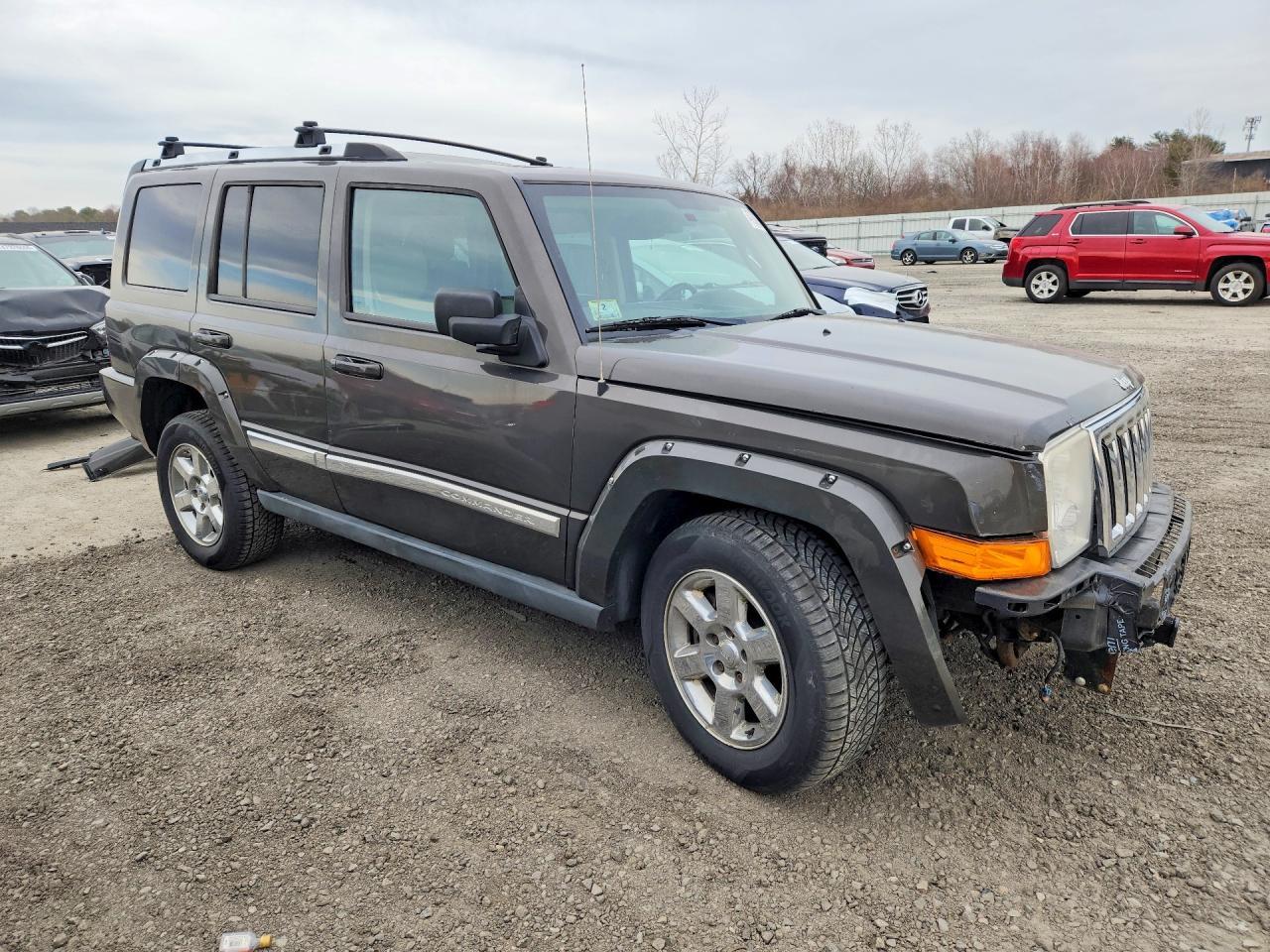 2006 Jeep Commander Limited - Image 4