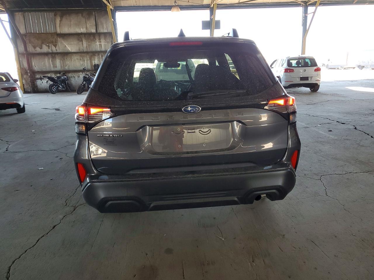 2025 Subaru Forester Premium - Фото 6