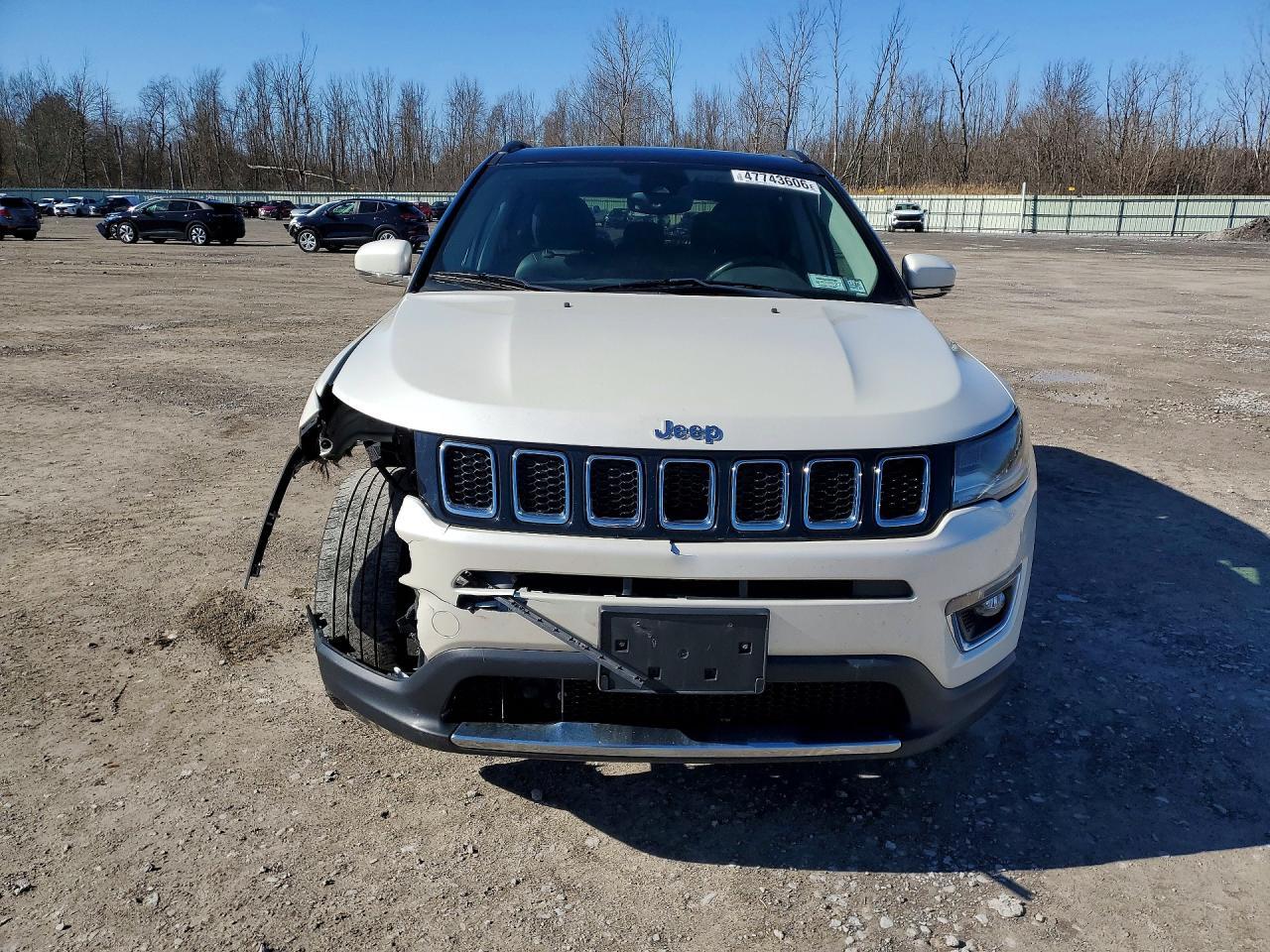 2018 Jeep Compass Limited - Image 5
