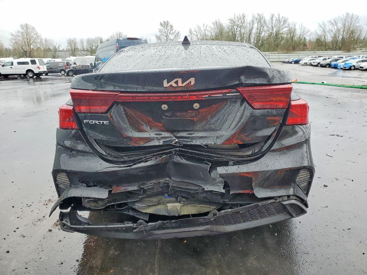 2023 Kia Forte Lxs - Image 6