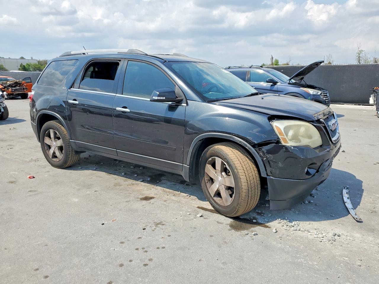 2012 GMC Acadia Slt-1 - Image 4