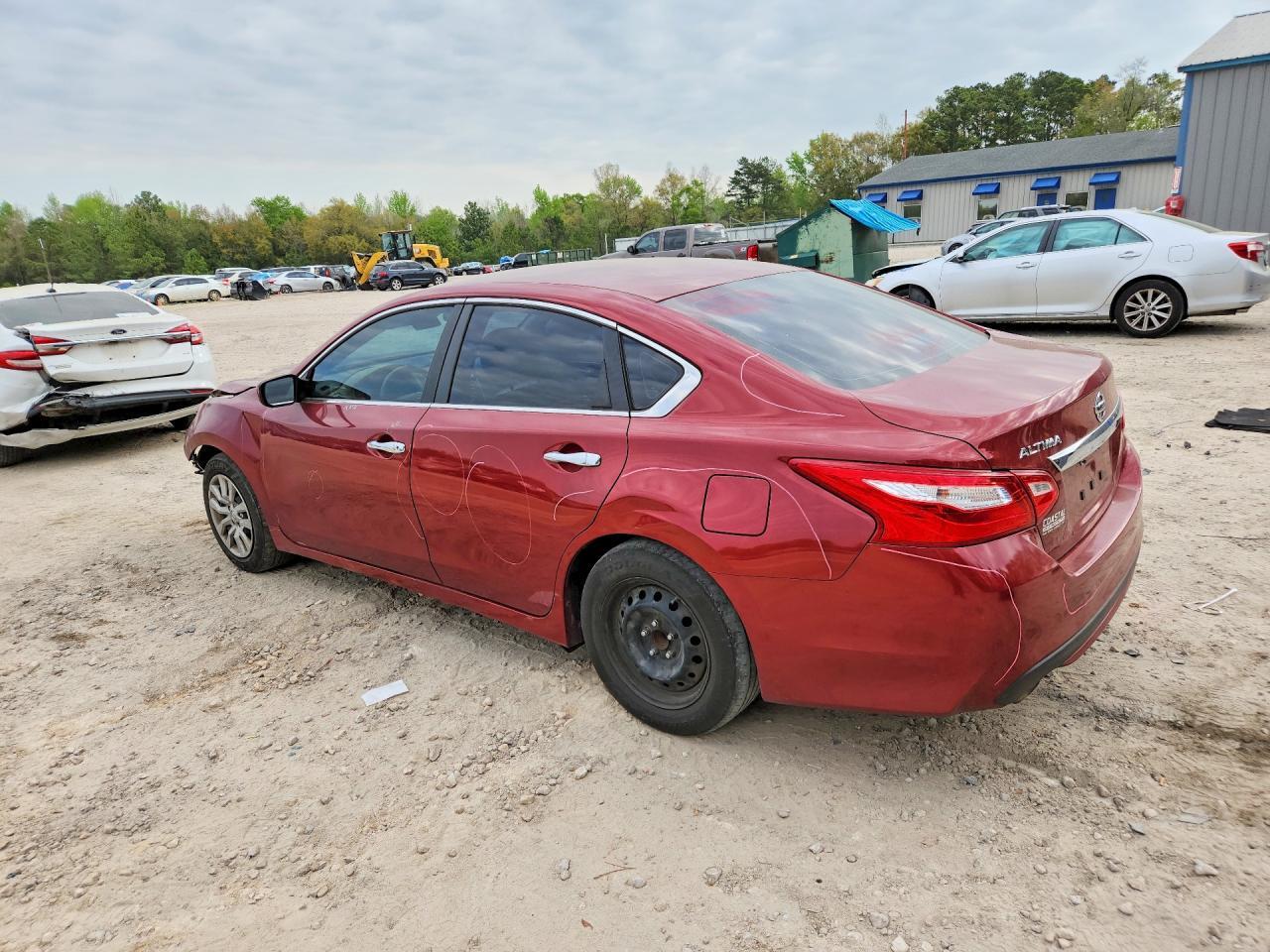 2016 Nissan Altima 2.5 S - Фото 2