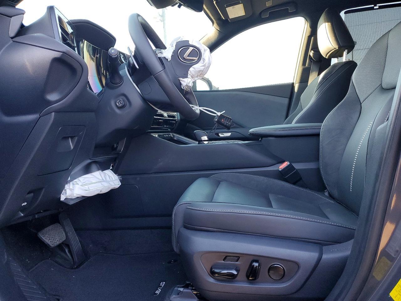 2024 Lexus Tx 350 Luxury - Image 7