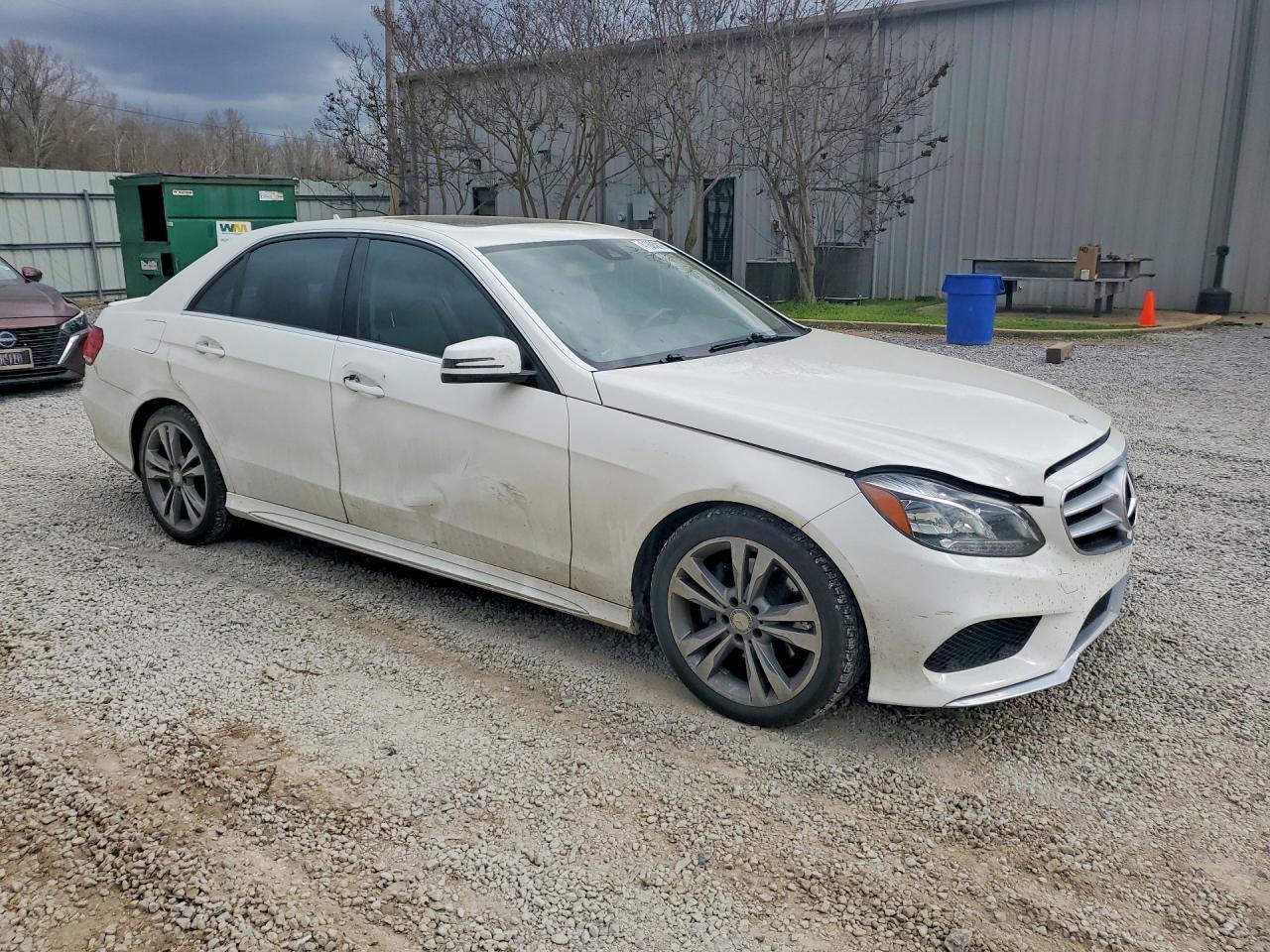 2016 Mercedes-Benz E 350 - Image 4