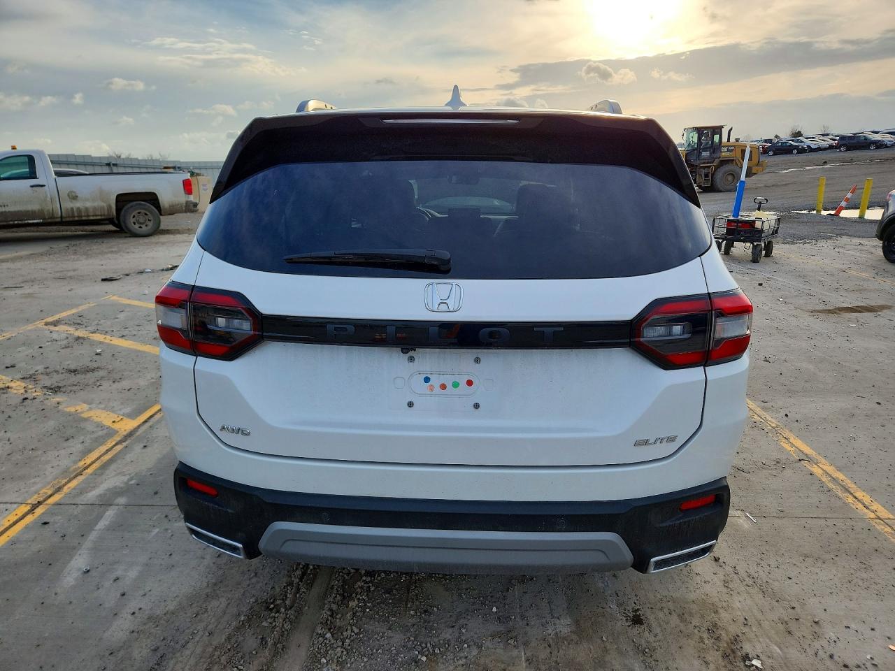 2023 Honda Pilot Elite - Image 6