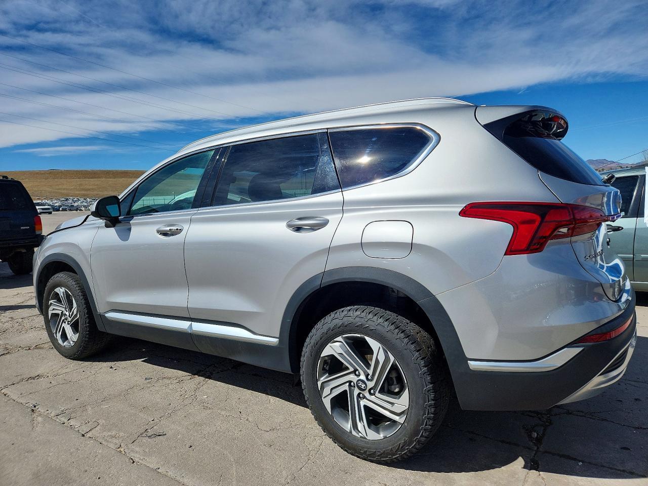 2021 Hyundai Santa Fe Sel - Image 2