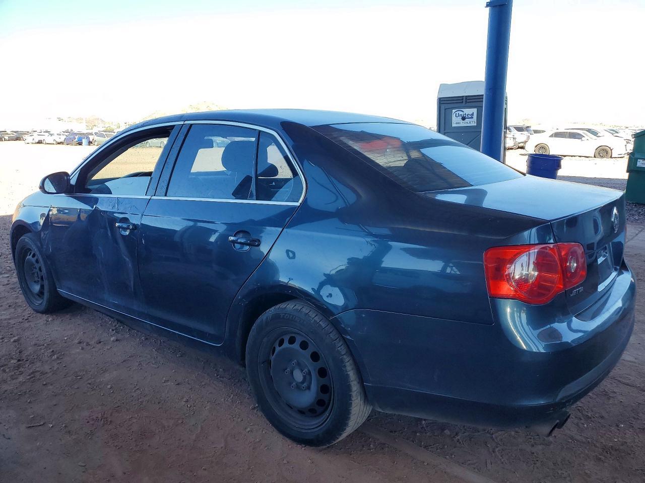 2005 Volkswagen New Jetta 2.5 - Фото 2