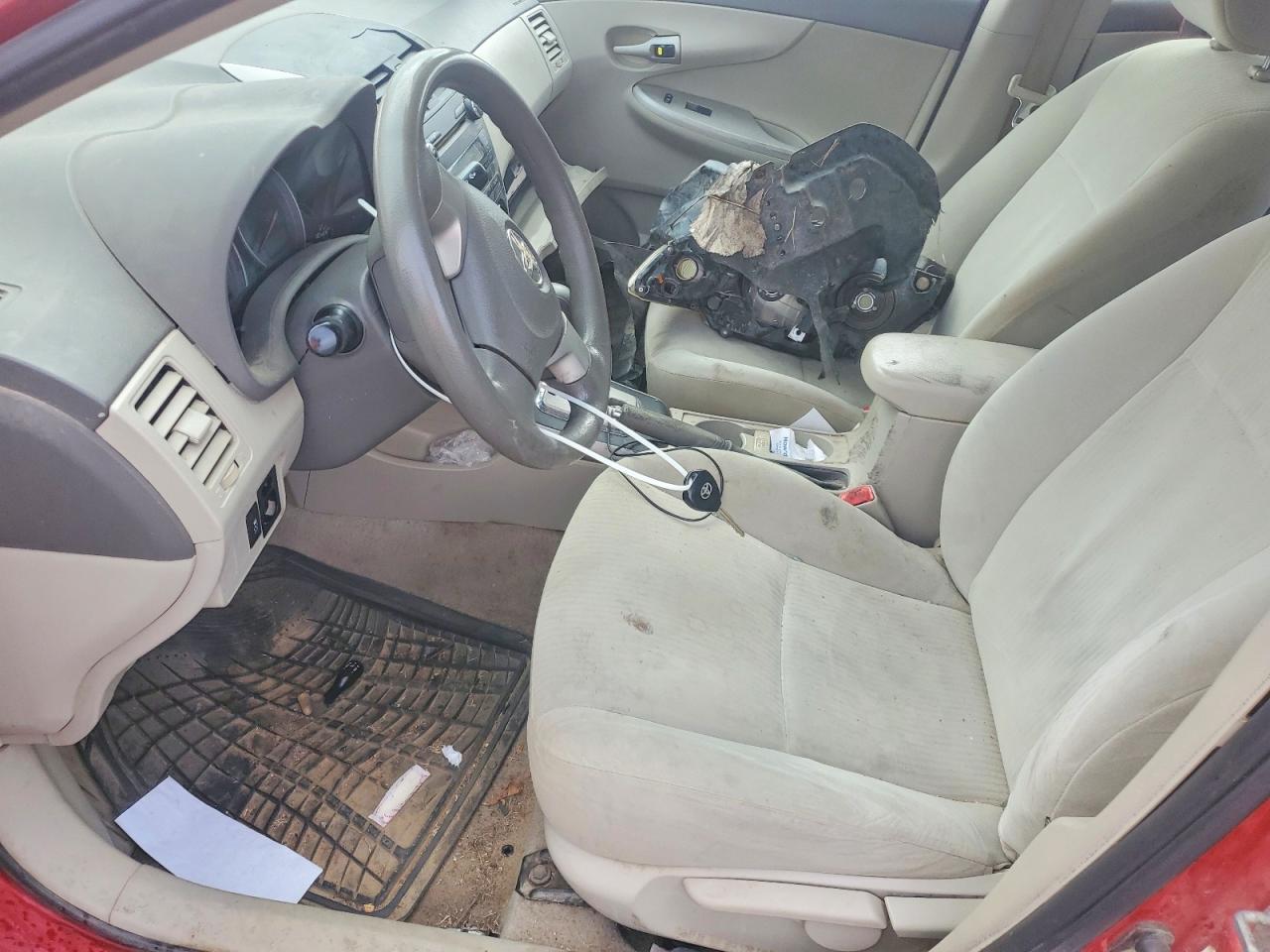 2010 Toyota Corolla Le - Фото 7