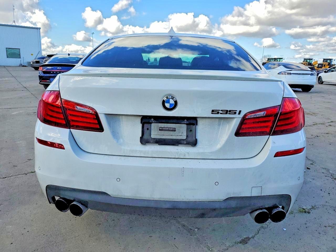 2011 BMW 535 I - Фото 6