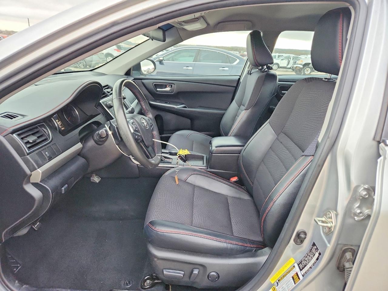 2017 Toyota Camry Se - Фото 7