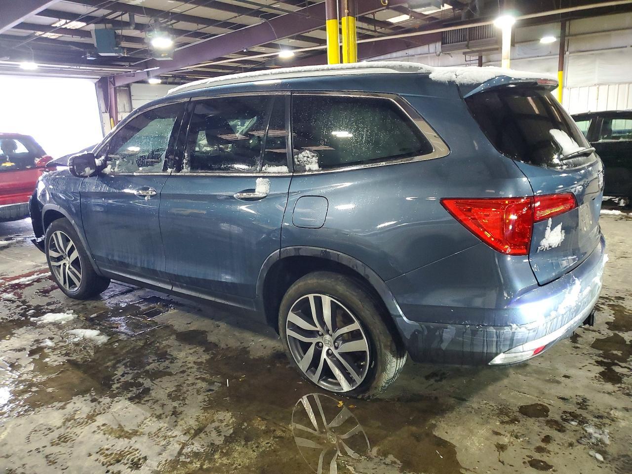 2017 Honda Pilot Touring - Фото 2