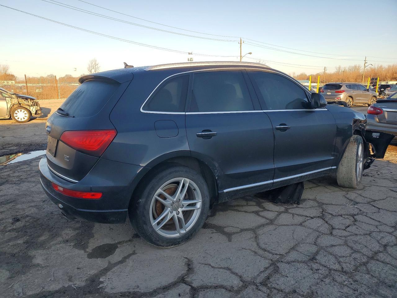 2017 Audi Q5 Premium Plus - Image 3