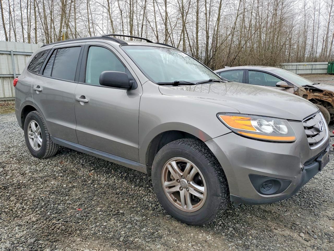 2011 Hyundai Santa Fe Gls - Image 4