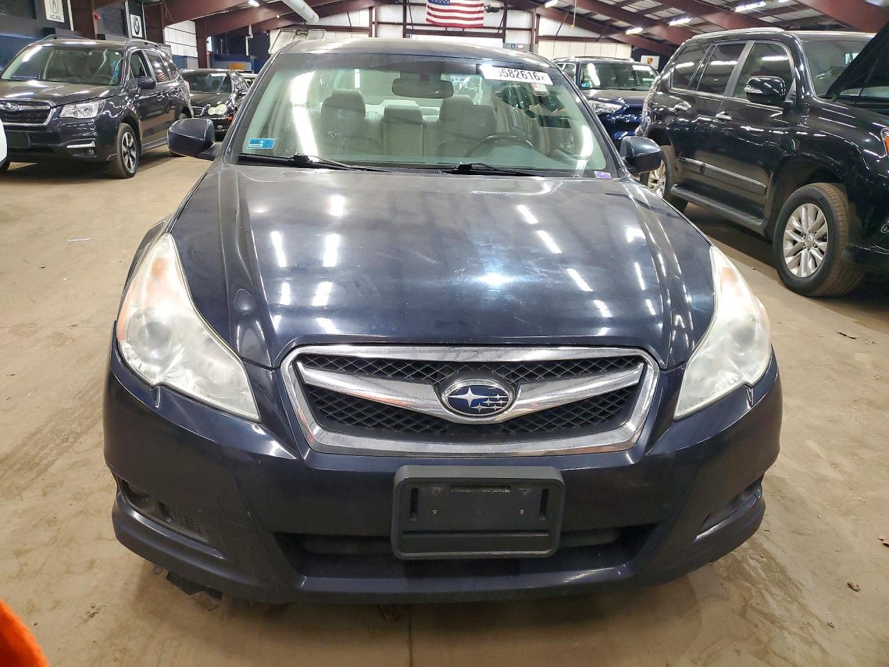 2012 Subaru Legacy 2.5I Limited - Image 5