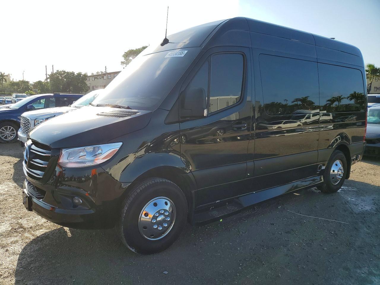 2021 Mercedes-Benz Sprinter 2500