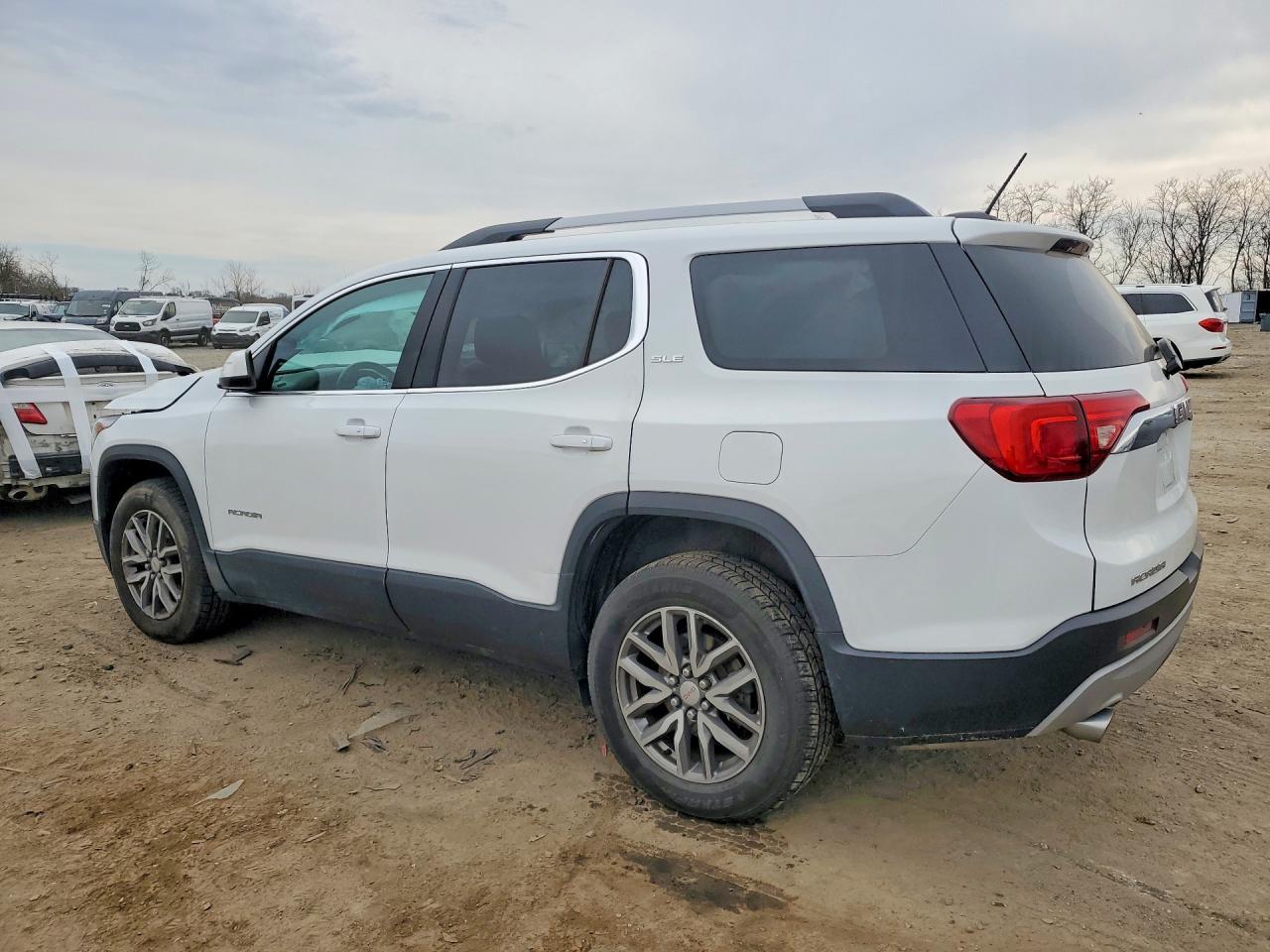 2019 GMC Acadia Sle - Image 2