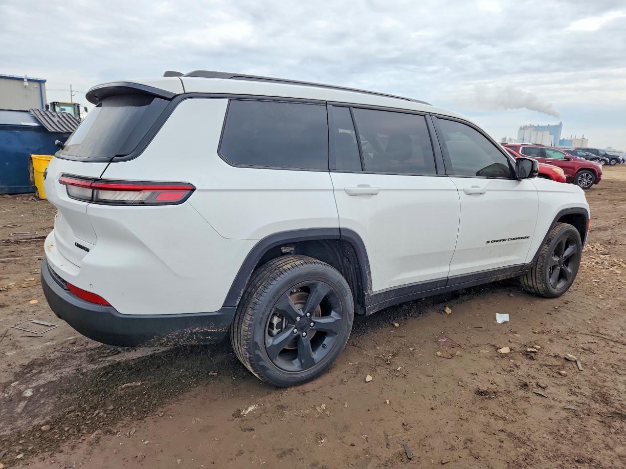 2023 Jeep Grand Cherokee L Limited - Image 3