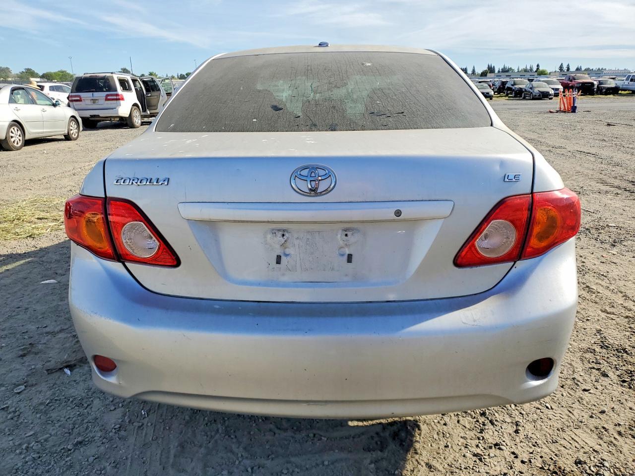 2009 Toyota Corolla Le - Фото 6