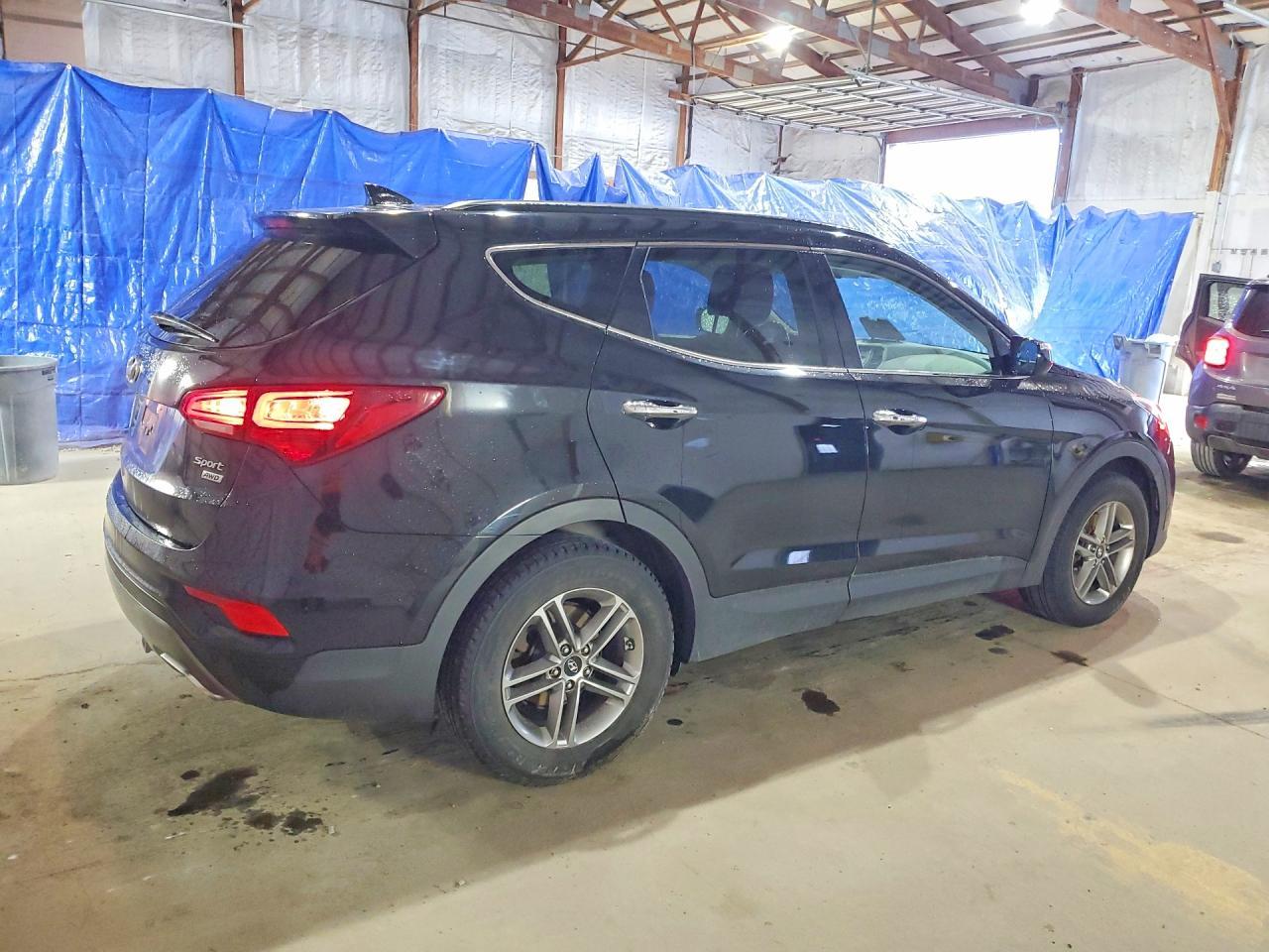 2017 Hyundai Santa Fe Sport 2.4L - Фото 3