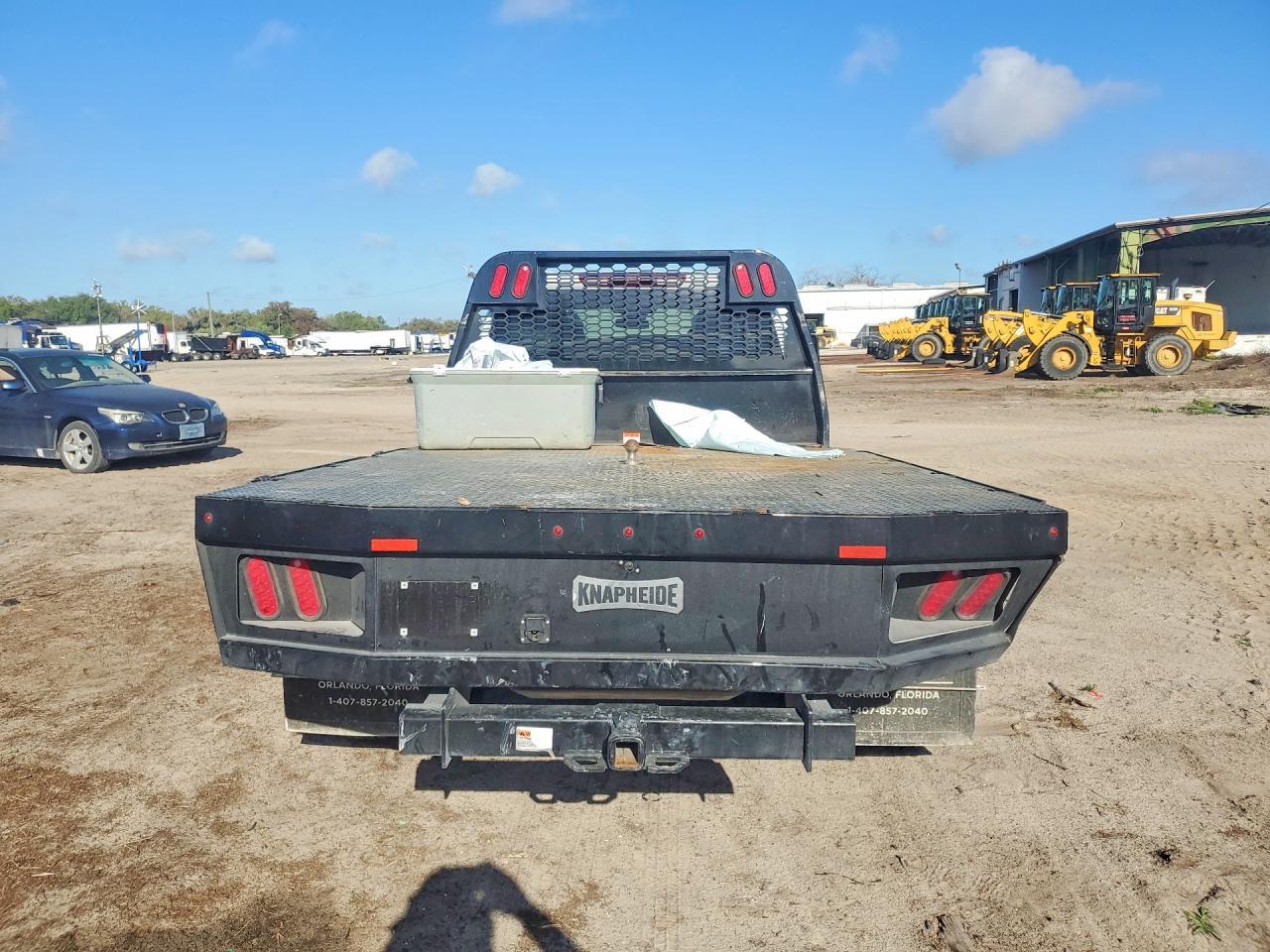 2025 Chevrolet Silverado Hd Flatbed Truck - Image 6
