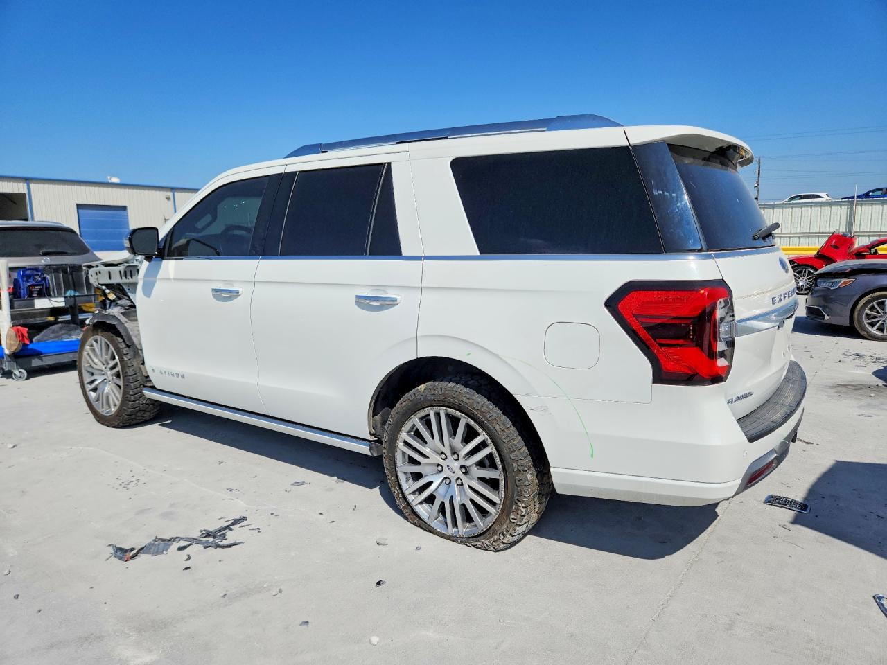 2022 Ford Expedition Platinum - Фото 2