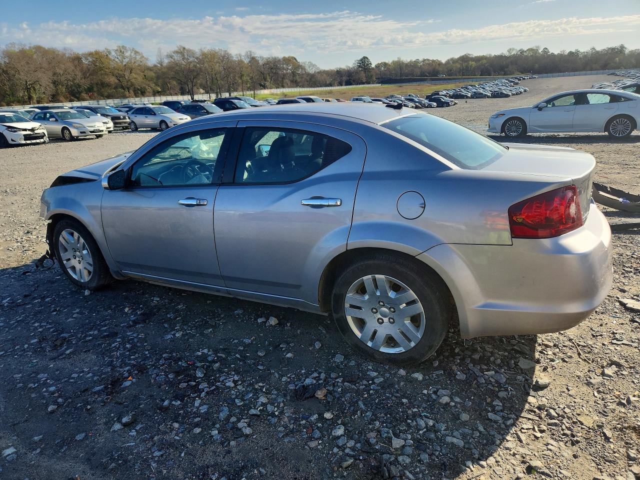 2013 Dodge Avenger Se - Image 2