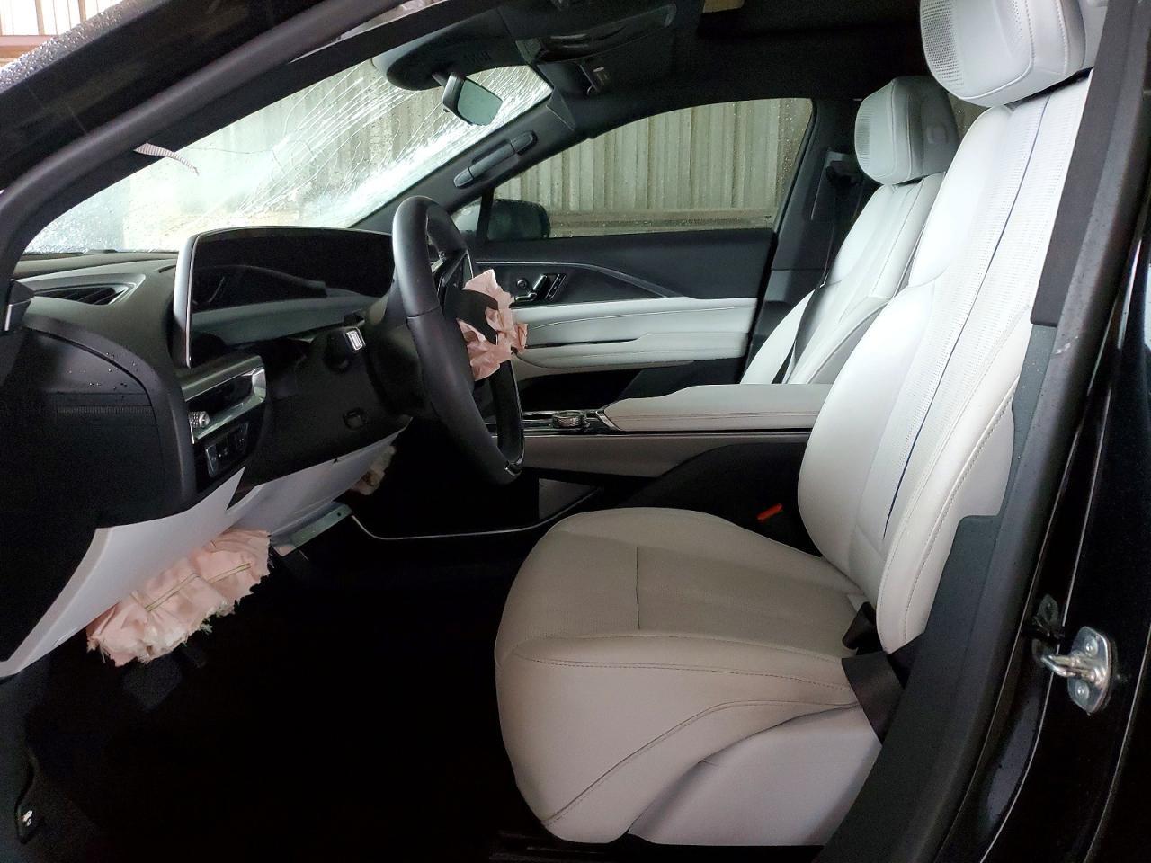 2024 Cadillac Lyriq Sport - Фото 7