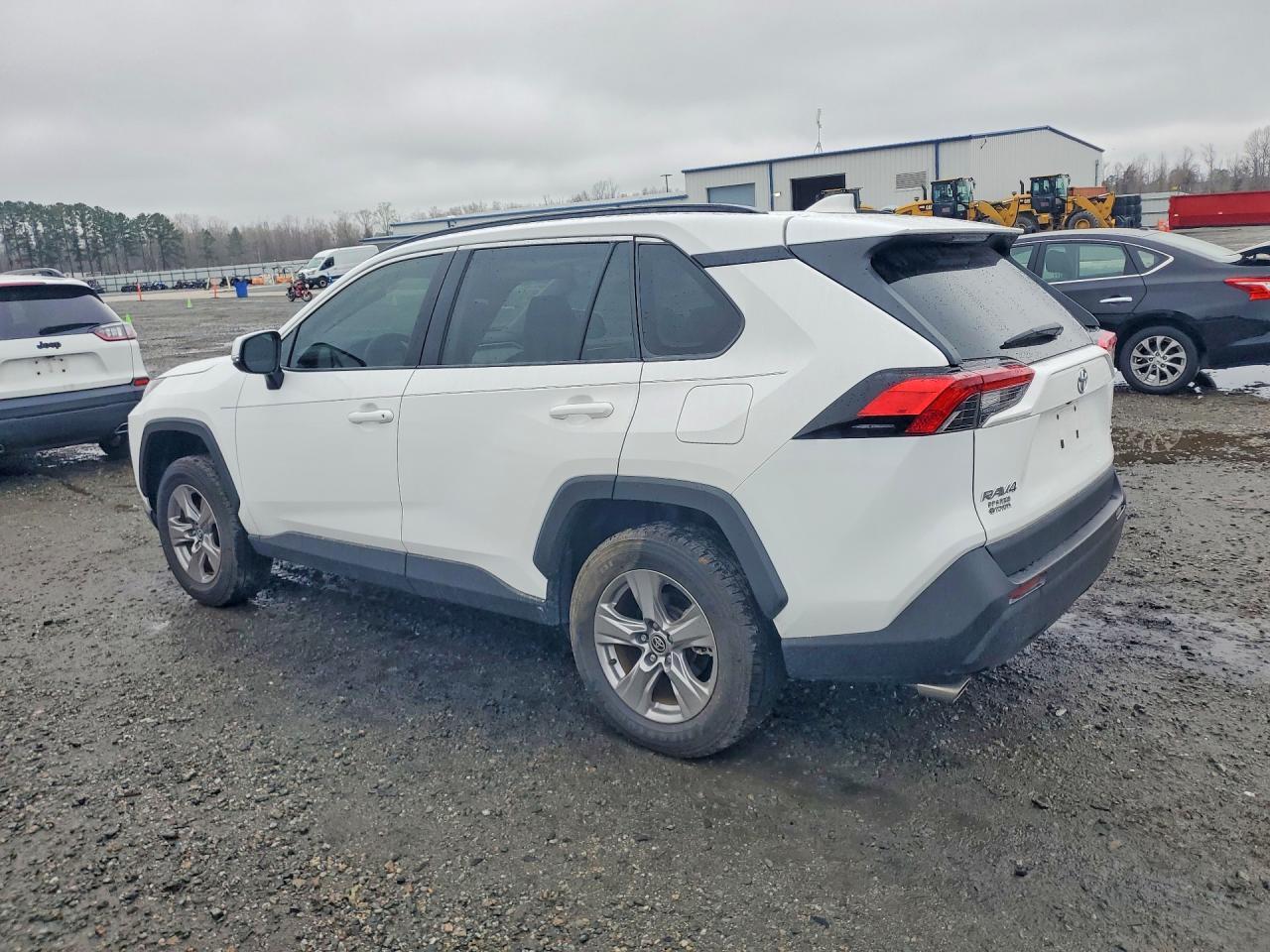 2023 Toyota Rav4 Xle - Image 2