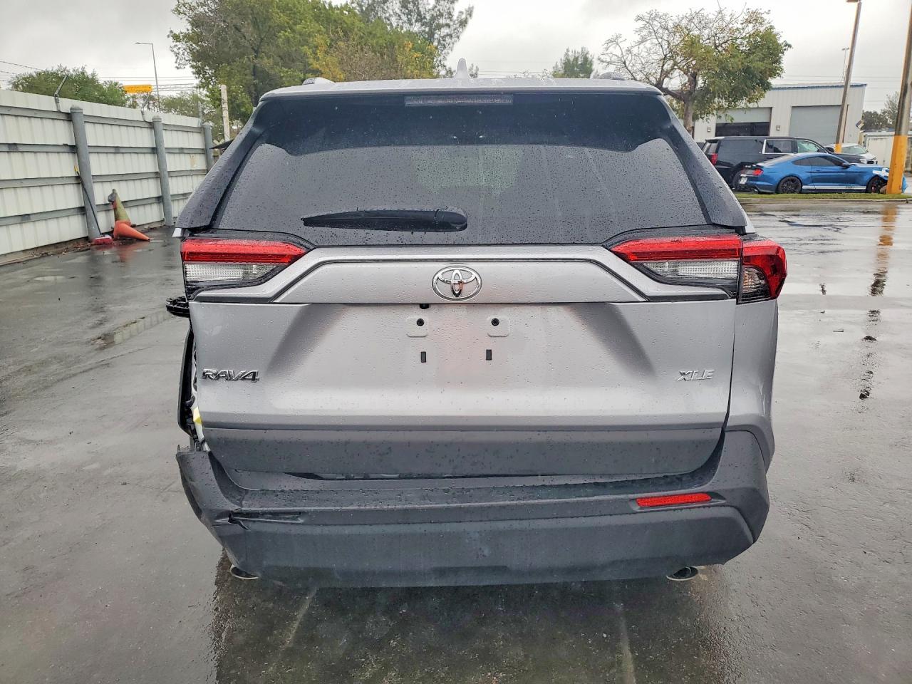 2025 Toyota Rav4 Xle - Фото 6