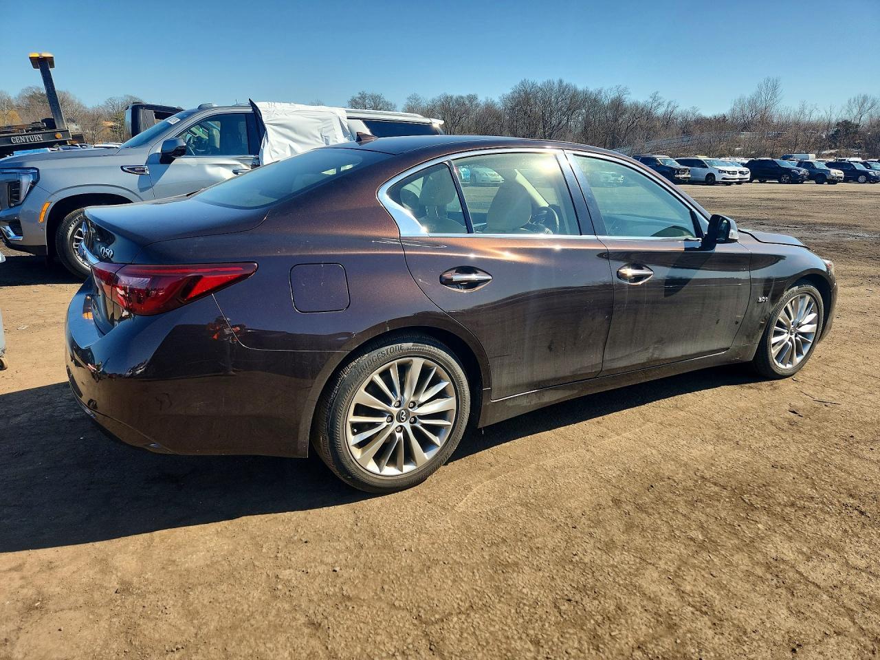 2018 Infiniti Q50 3.0T Luxe - Фото 3