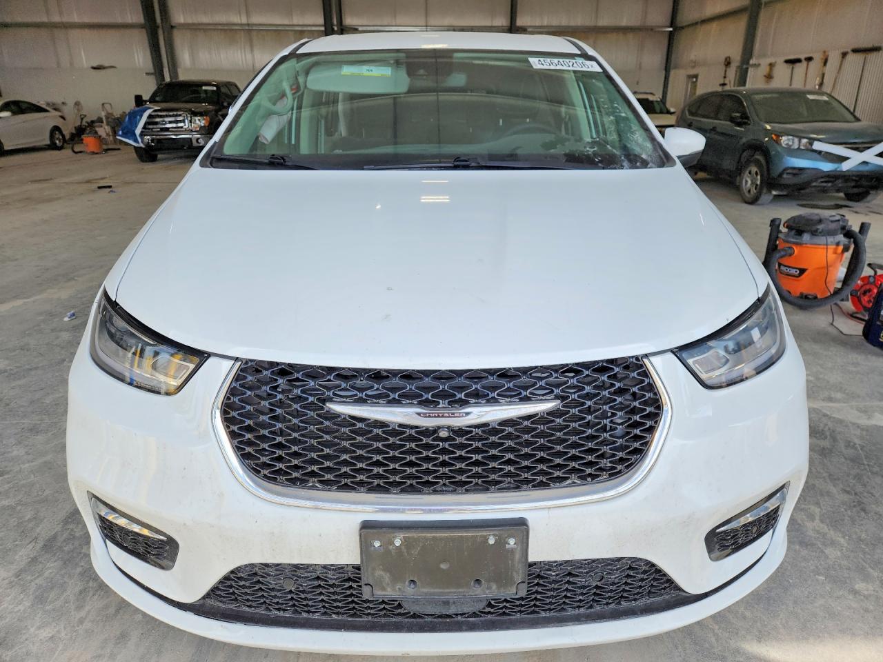 2023 Chrysler Pacifica Hybrid Touring L - Фото 5