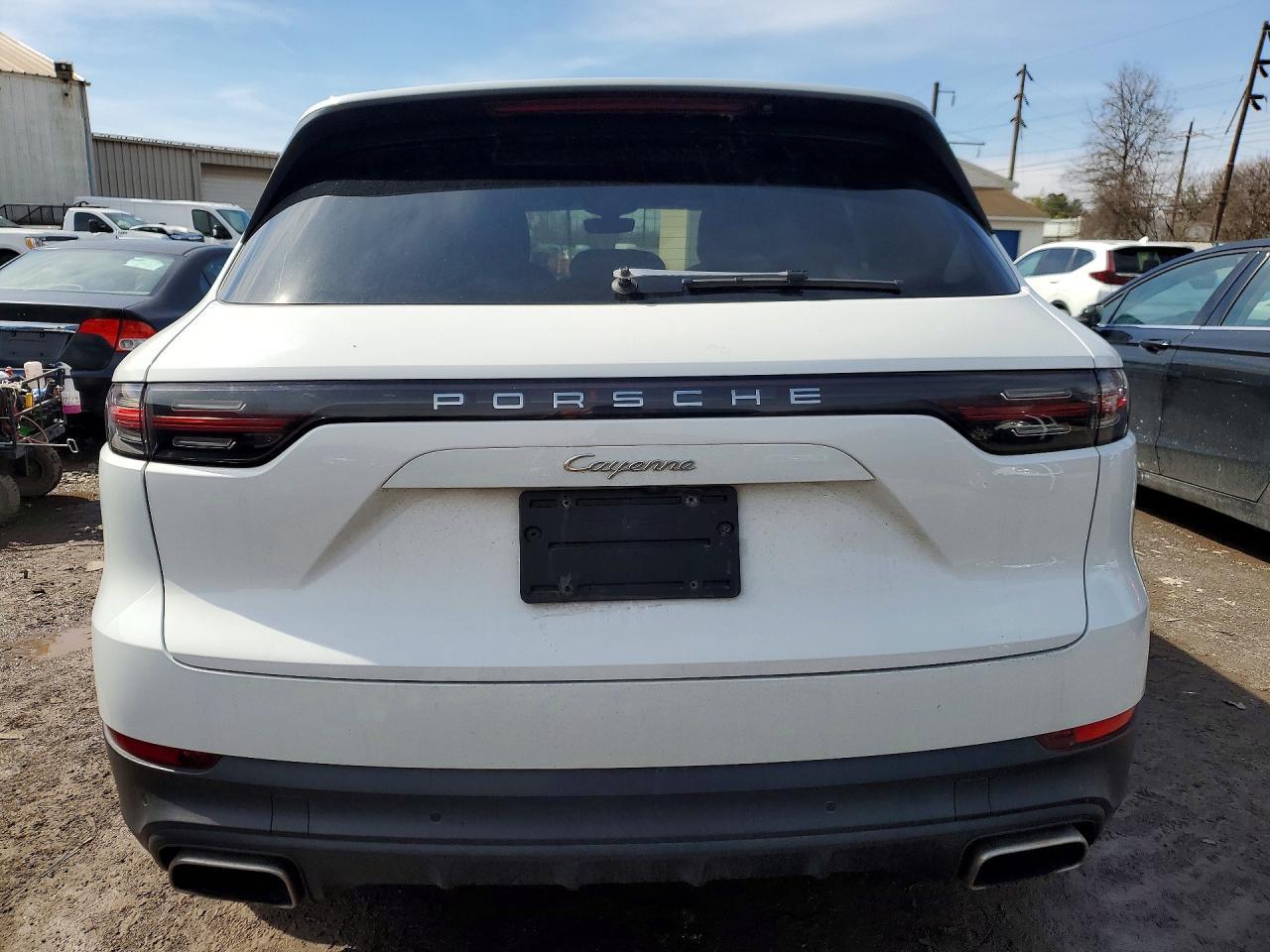 2019 Porsche Cayenne - Image 6