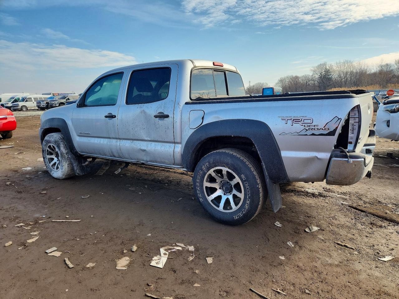 2008 Toyota Tacoma Prerunner V6 - Image 2
