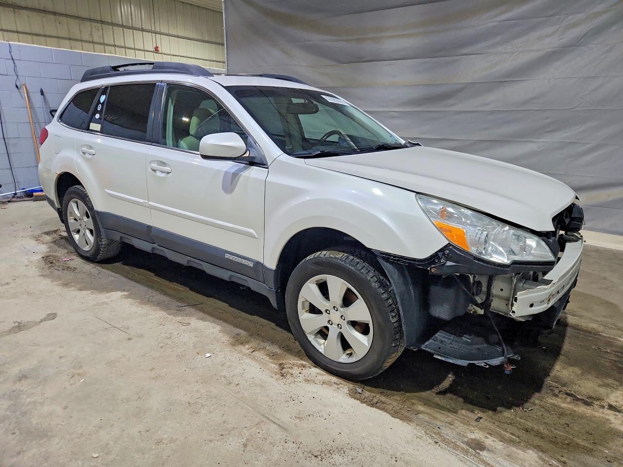 2011 Subaru Outback 2.5I Premium - Image 4