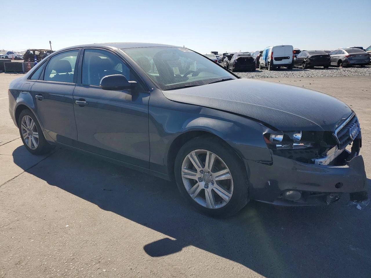 2011 Audi A4 Premium - Фото 4