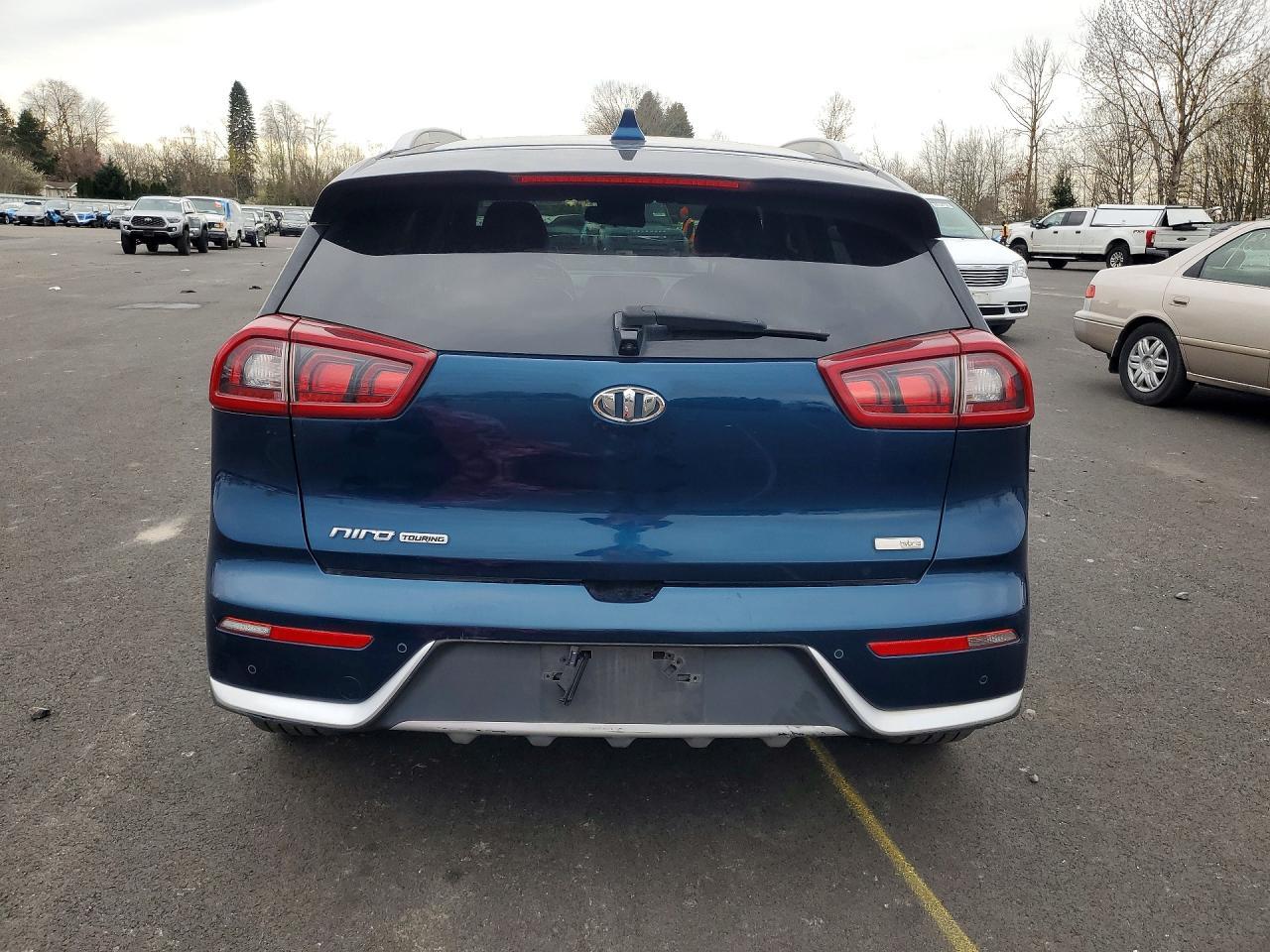 2017 Kia Niro Touring - Фото 6