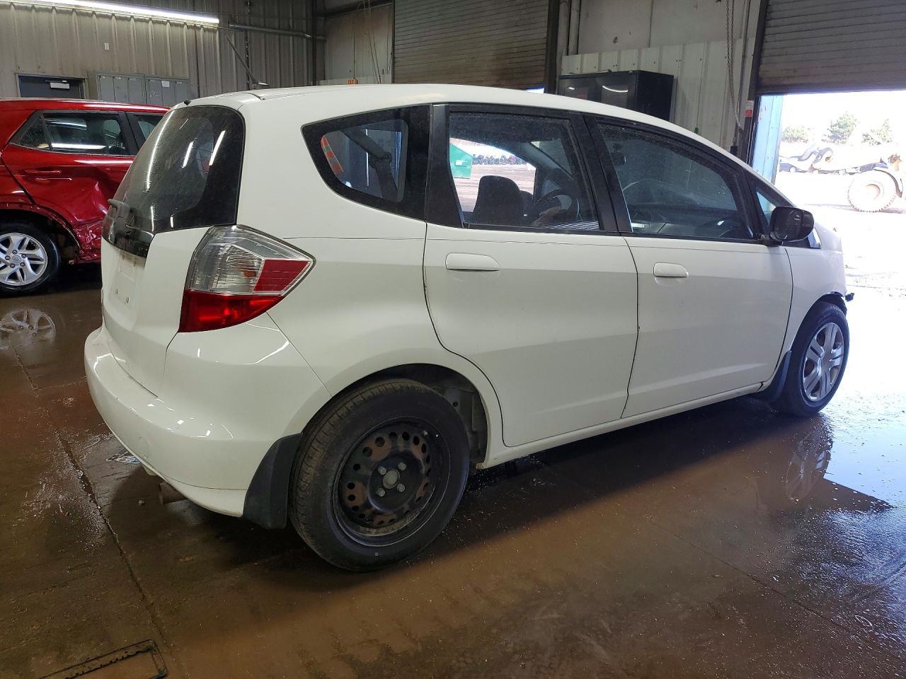 2011 Honda Fit - Фото 3