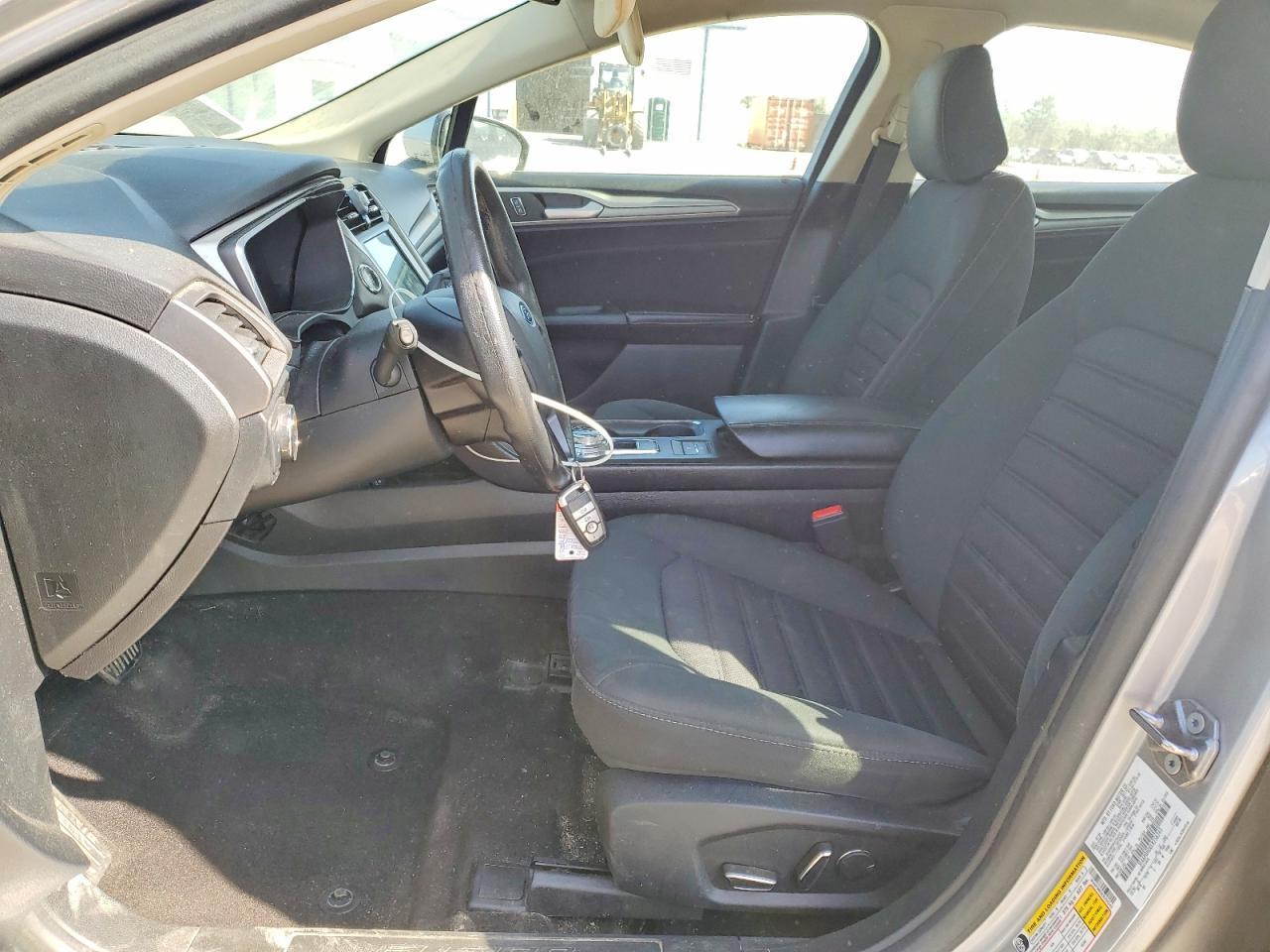 2020 Ford Fusion Se - Фото 7