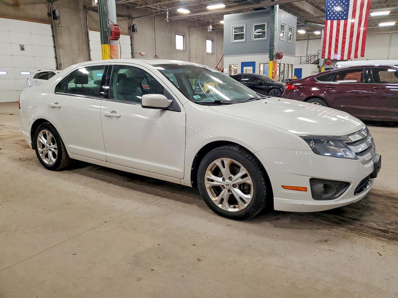 2012 Ford Fusion - Фото 4