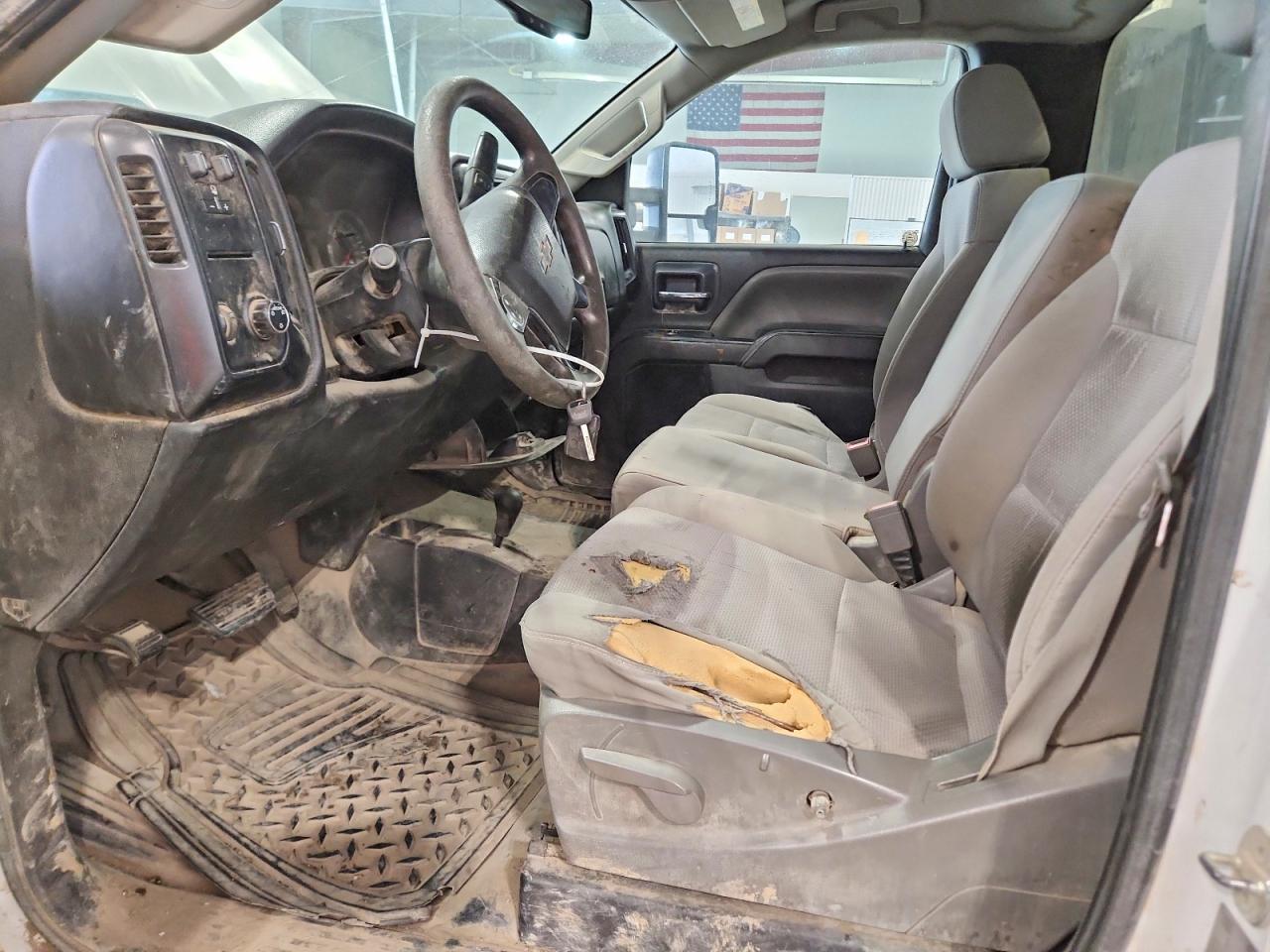 2015 Chevrolet Silverado K2500 Heavy Duty - Фото 7