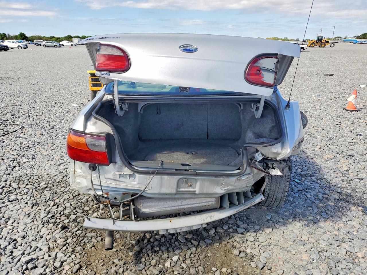 2001 Chevrolet Malibu - Image 6