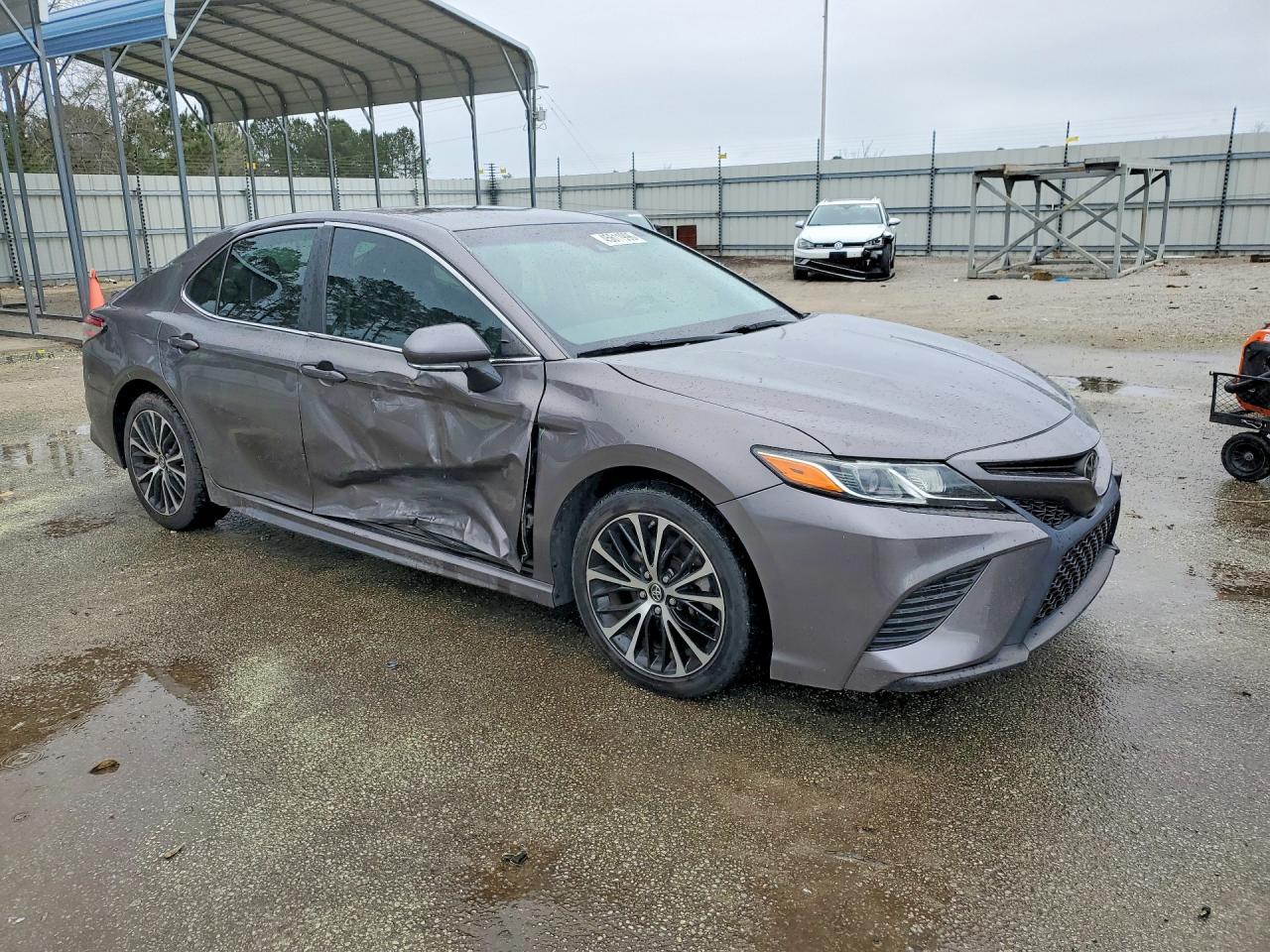 2018 Toyota Camry Se - Фото 4