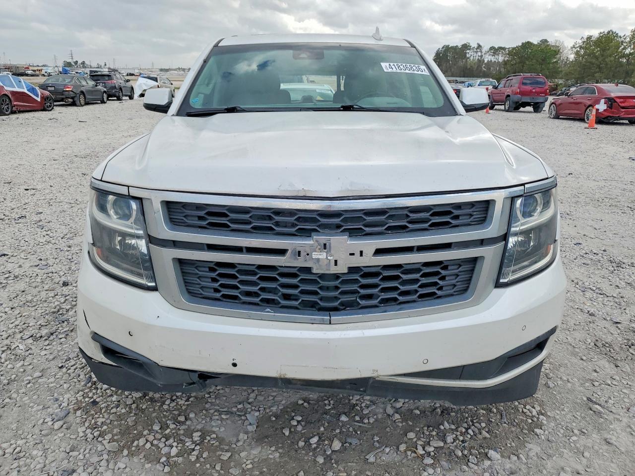 2017 Chevrolet Suburban C1500 Lt - Фото 5