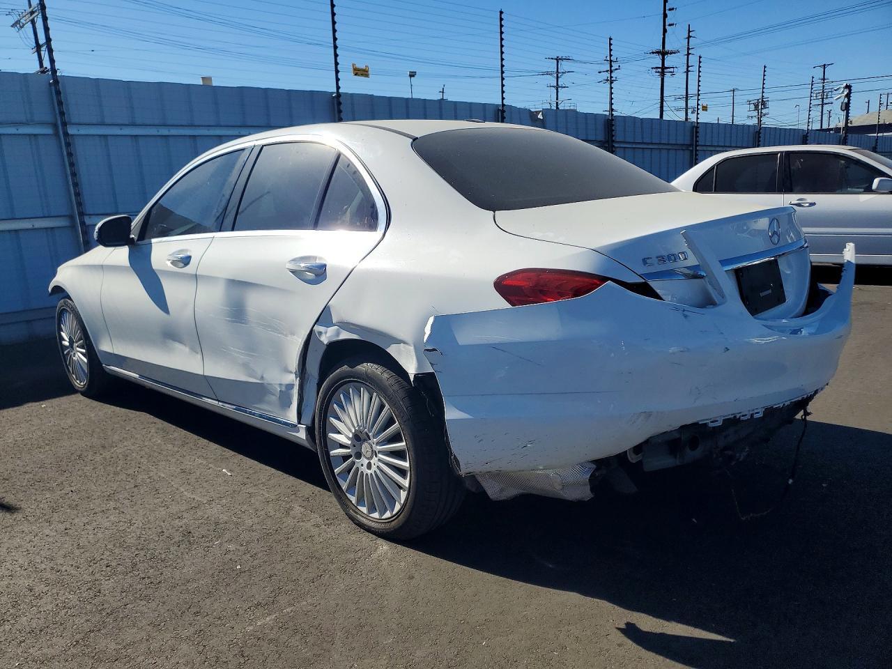 2016 Mercedes-Benz C 300 - Image 2