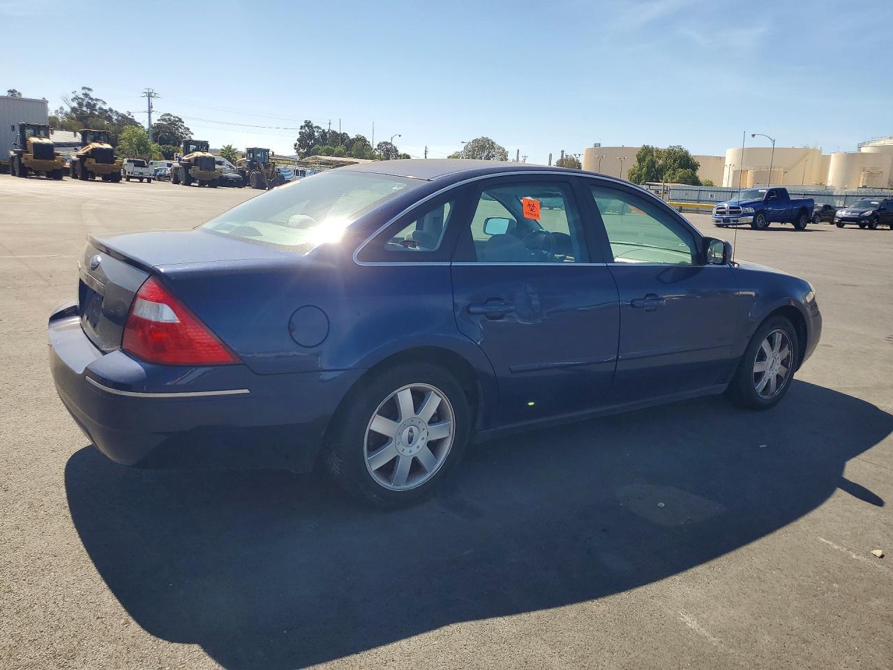 2005 Ford Five Hundred Se - Фото 3