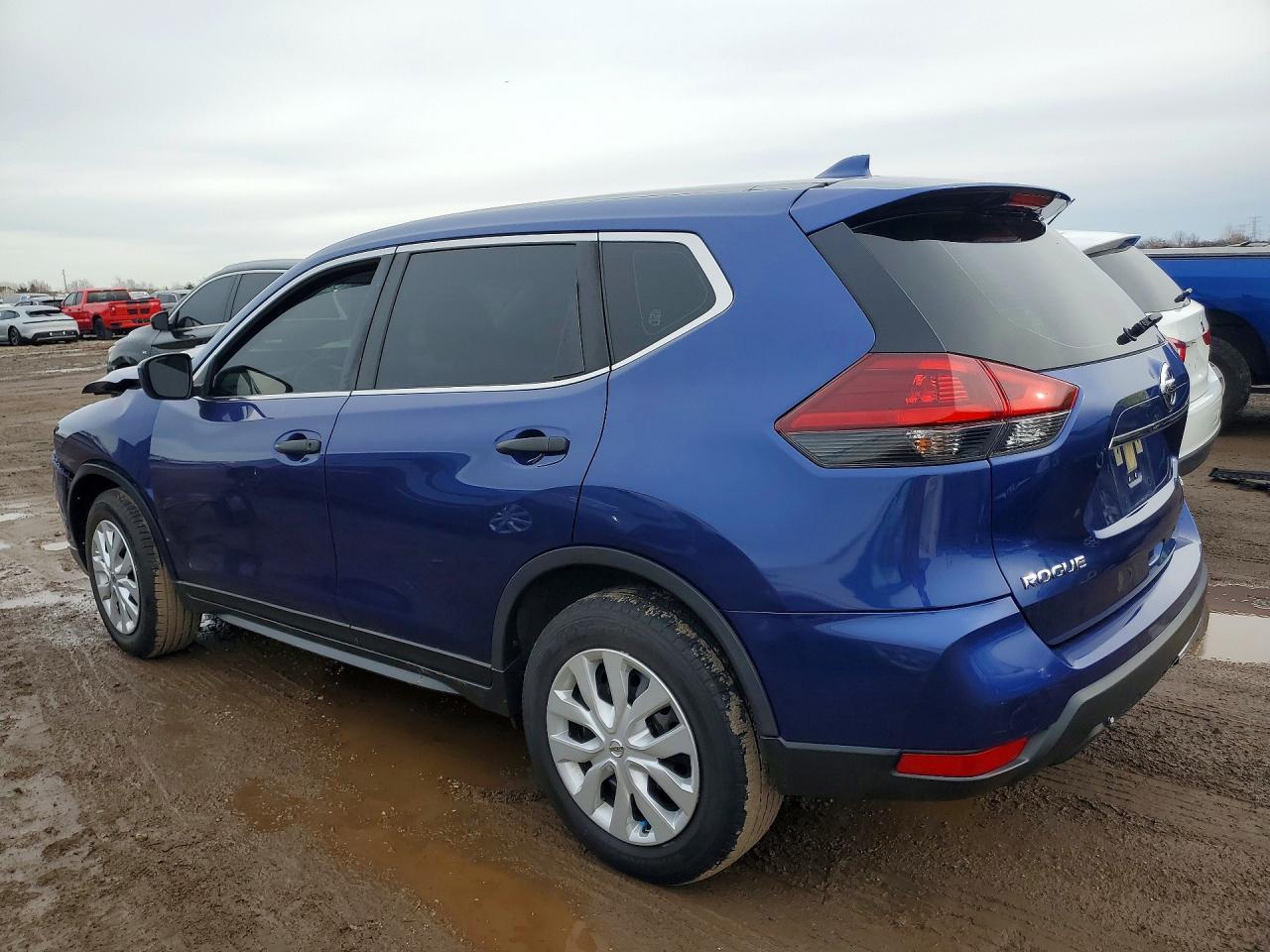 2019 Nissan Rogue S - Фото 2