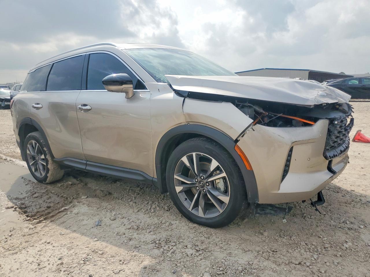 2025 Infiniti Qx60 Luxe - Фото 4