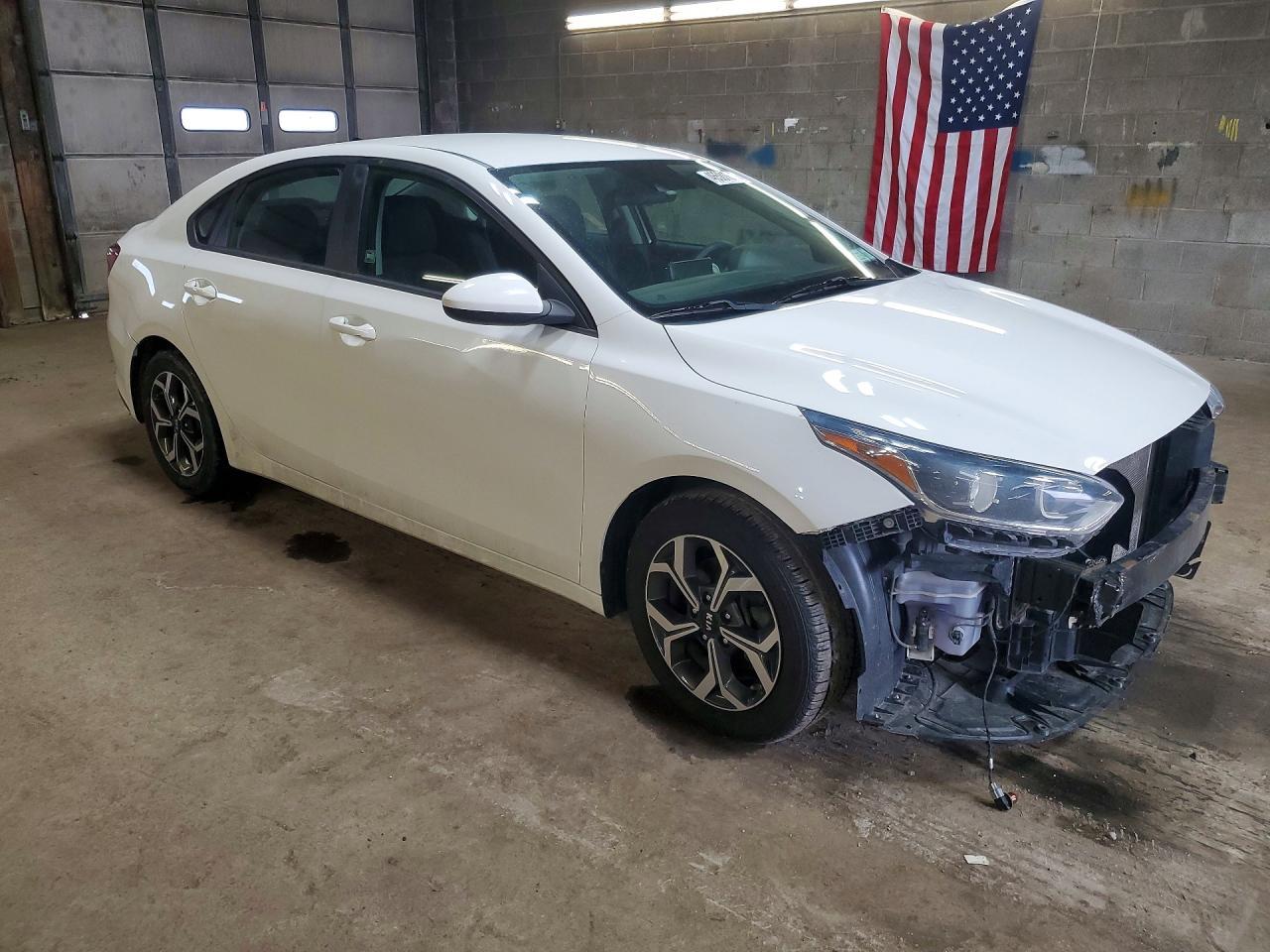 2019 Kia Forte Lxs - Фото 4