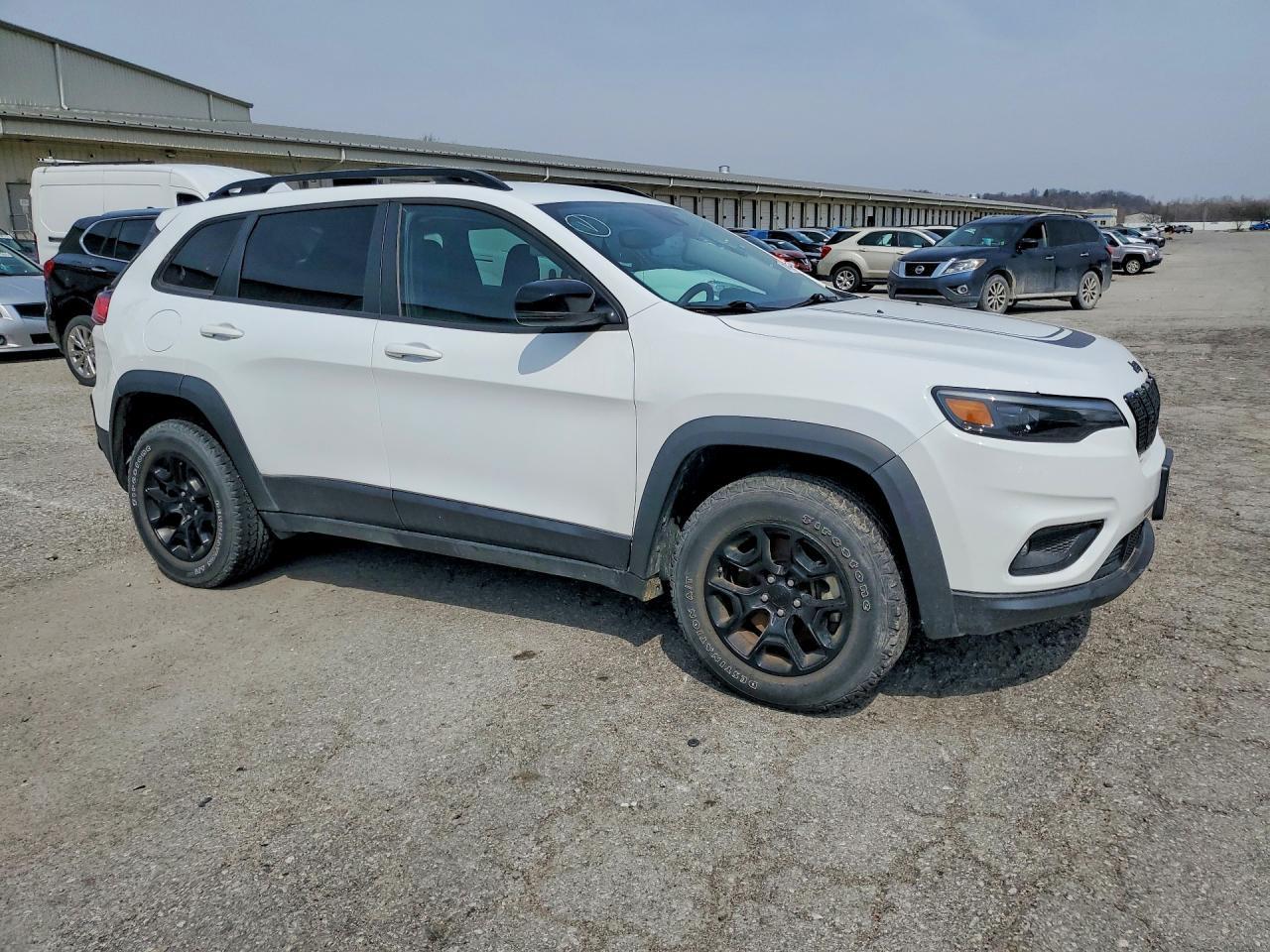 2022 Jeep Cherokee Latitude - Image 4