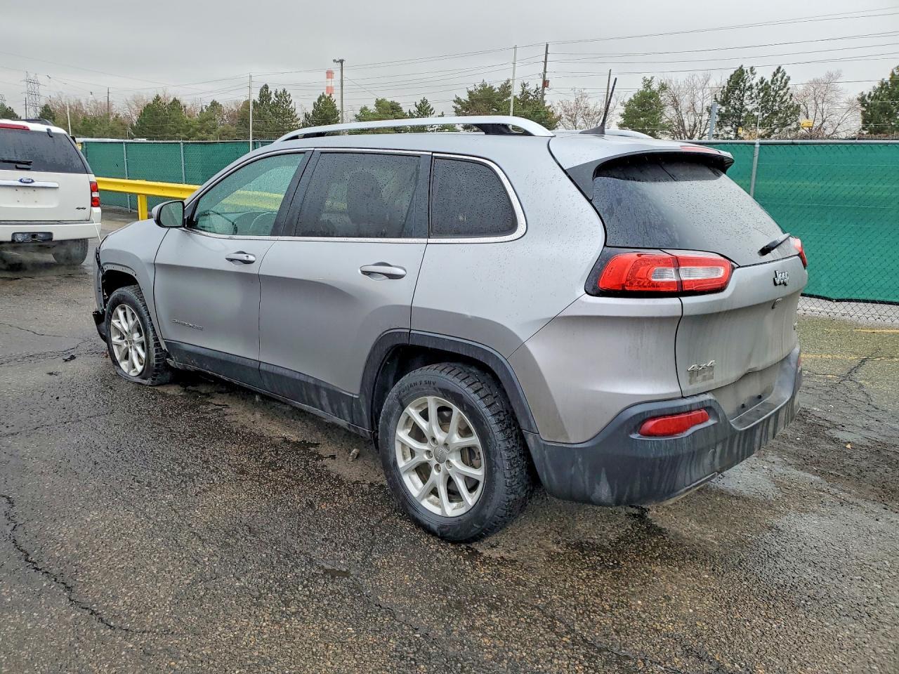 2017 Jeep Cherokee Latitude - Фото 2